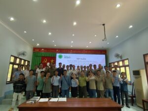 TRAINING SESSIONS FOR COMMUNITY CONTRACTORS OF FOREST PROTECTION IN CAT TIEN NATIONAL PARK